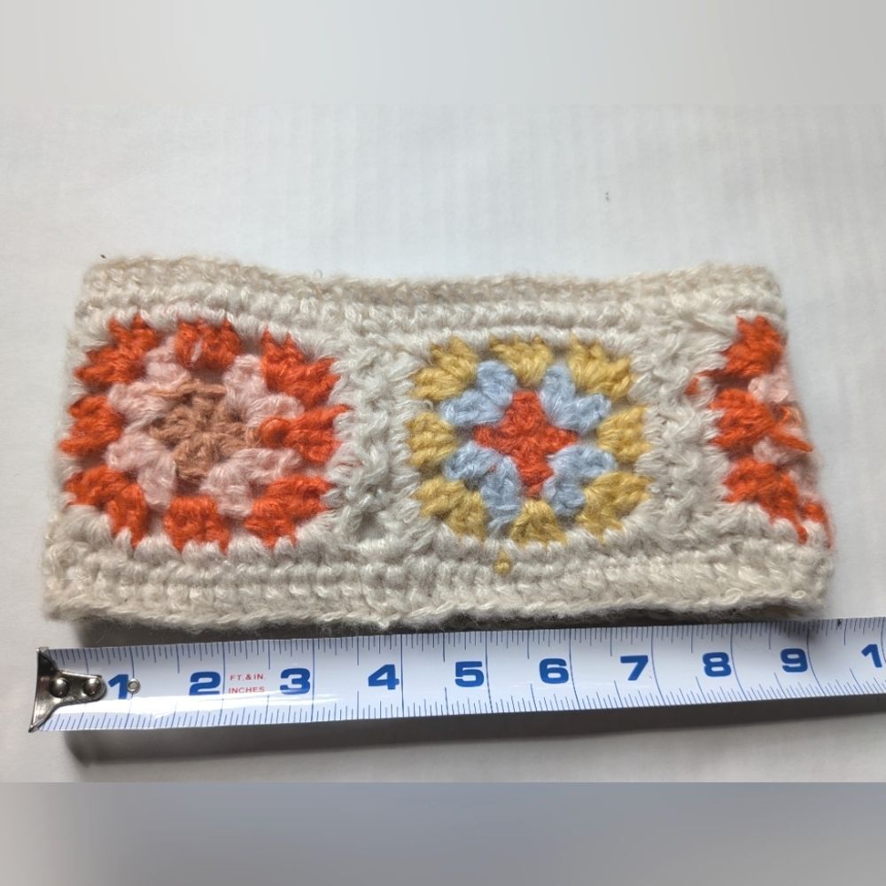 NWOT Grandma Square Crochet Headband Ear Warmer - Picture 5 of 6